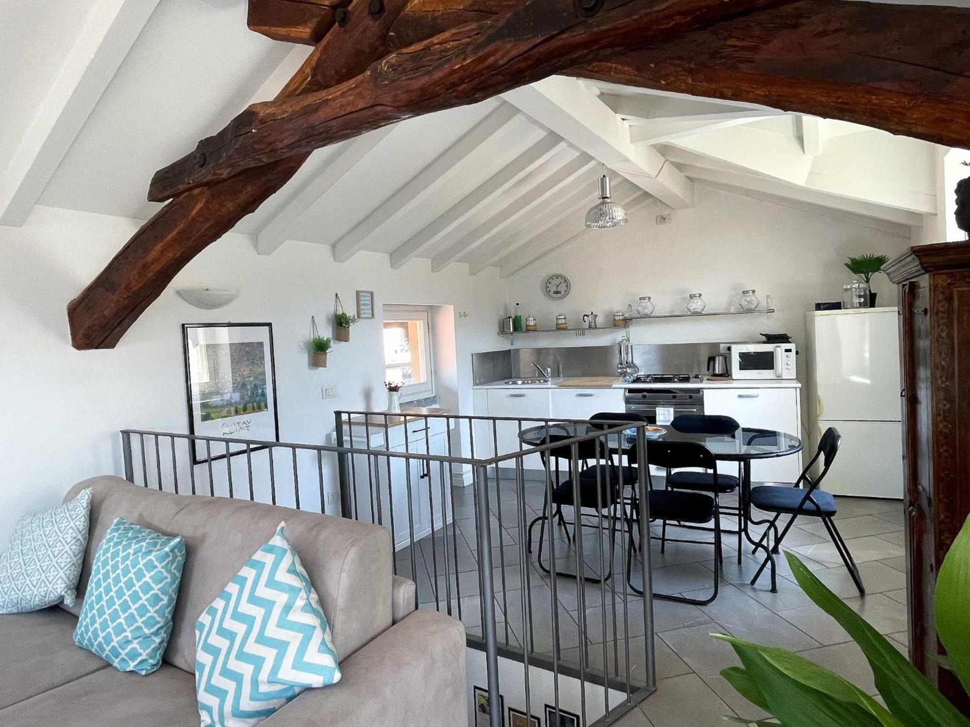 Skyway With Private View Terrace Apartment *